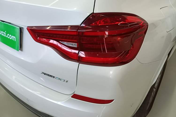 Used BMW X3 2018 xDrive25i M Sport Package China VI Right Rear Taillight