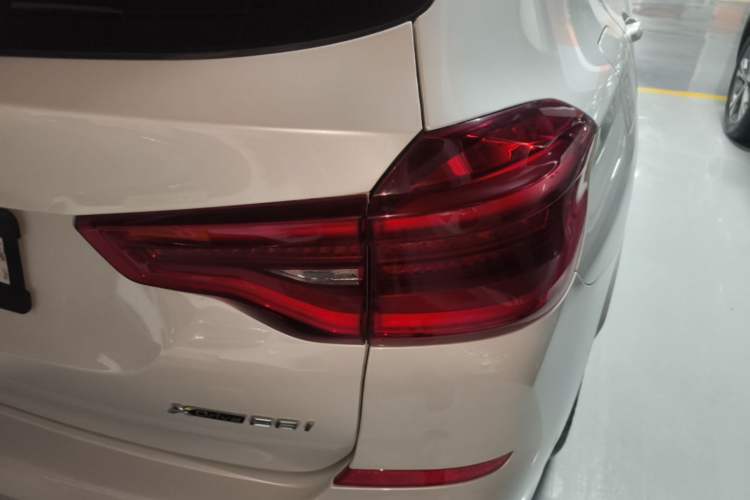 Used BMW X3 2018 xDrive28i M Sport Package China V Emission Standard Right Rear Taillight