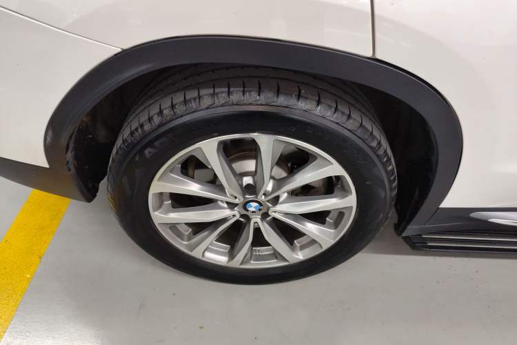 Used BMW X3 2018 xDrive25i Luxury Package China VI Emission Standard Right Rear Wheel Hub