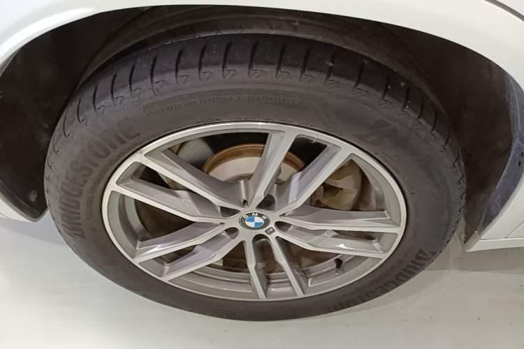 Used BMW X3 2018 xDrive25i M Sport Package China VI Right Rear Wheel Hub