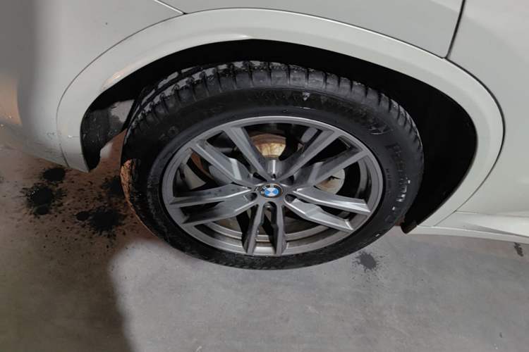 Used BMW X3 2018 xDrive25i M Sport Package China VI Right Rear Wheel Hub