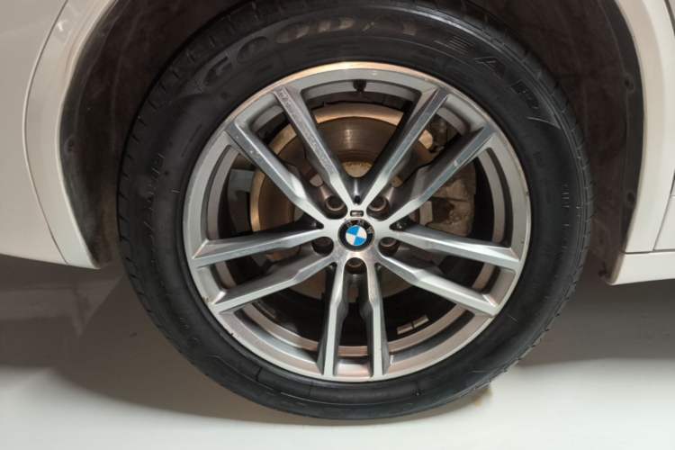 Used BMW X3 2018 xDrive28i M Sport Package China V Emission Standard Right Rear Wheel Hub