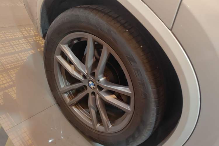 Used BMW X3 2018 xDrive25i M Sport Package China VI Right Rear Wheel Hub