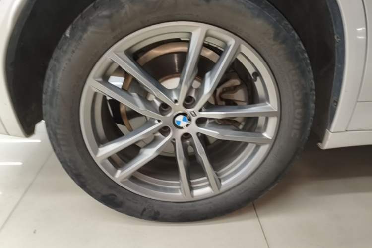 Used BMW X3 2018 xDrive28i M Sport Package China VI Right Rear Wheel Hub