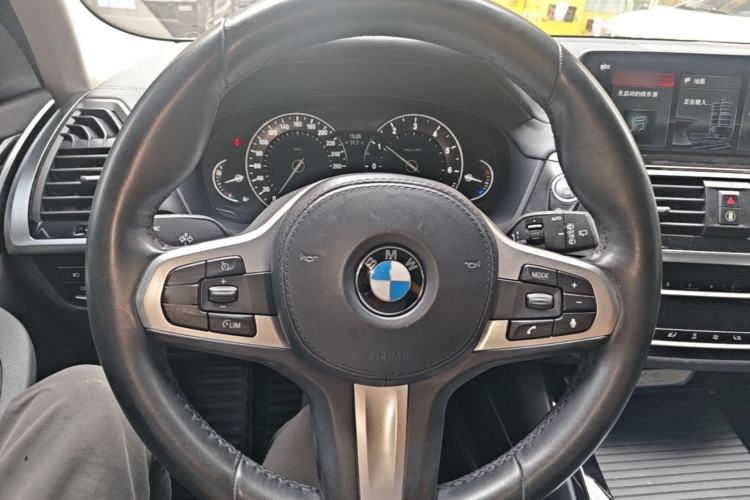 Used BMW X3 2018 xDrive25i M Sport Package China V Steering Wheel