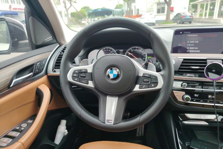 Used BMW X3 2018 xDrive30i Luxury Model M Sport Package China V Steering Wheel