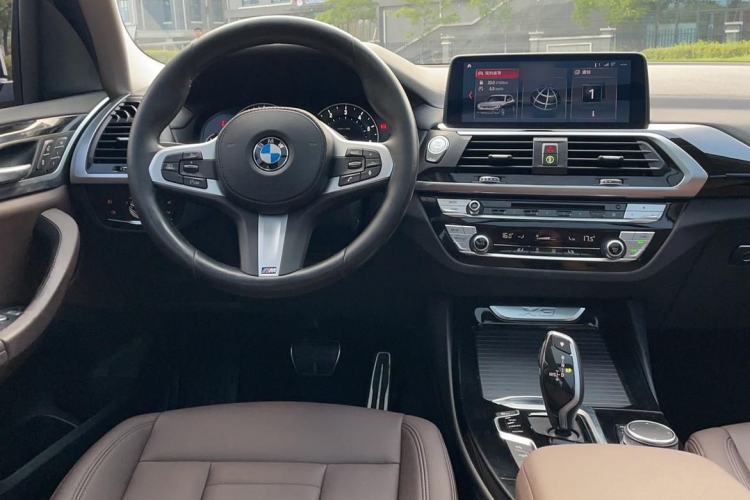 Used BMW X3 2018 xDrive25i M Sport Package China VI Steering Wheel