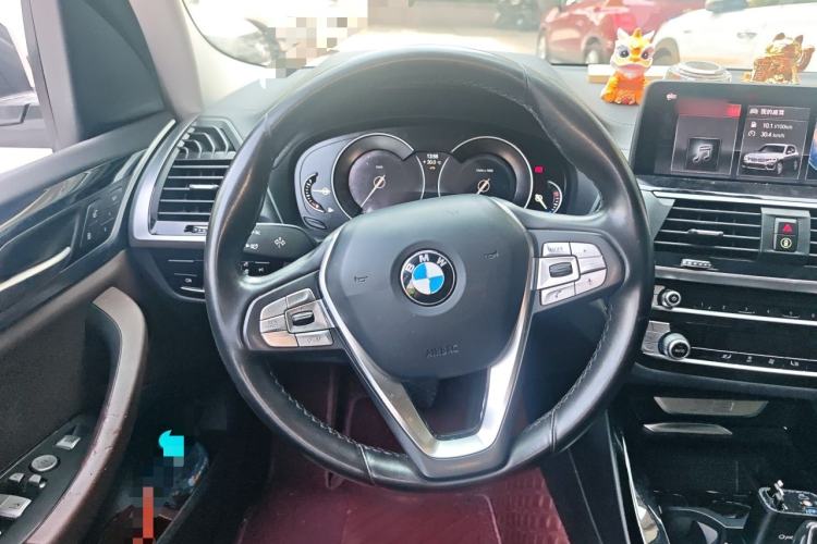 Used BMW X3 2018 xDrive25i Luxury Package China VI Emission Standard Steering Wheel