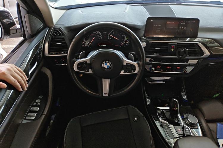 Used BMW X3 2018 xDrive30i Luxury Edition M Sport Package China VI Steering Wheel