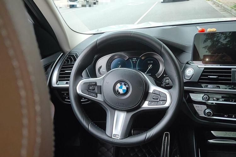 Used BMW X3 2018 xDrive25i M Sport Package China V Steering Wheel
