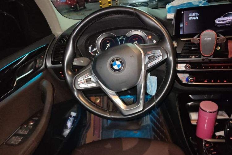 Used BMW X3 2018 xDrive25i Luxury Package China VI Emission Standard Steering Wheel