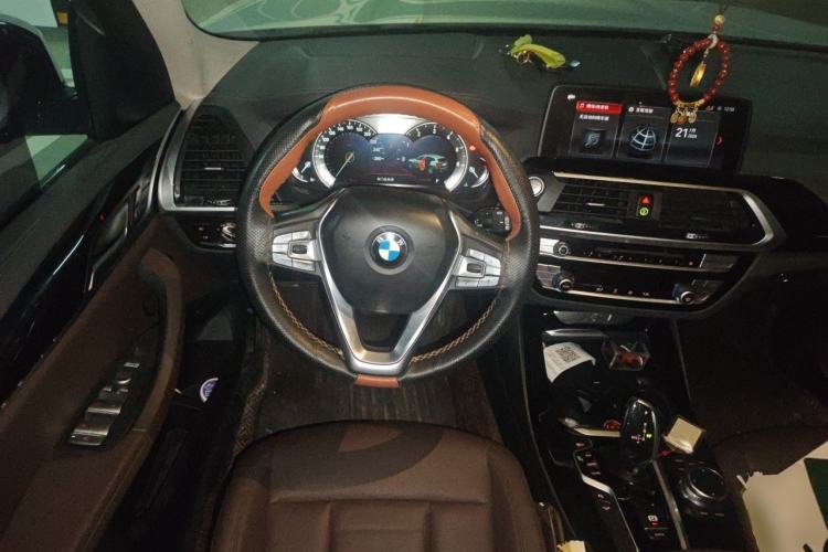 Used BMW X3 2018 xDrive25i Luxury Package China V Steering Wheel