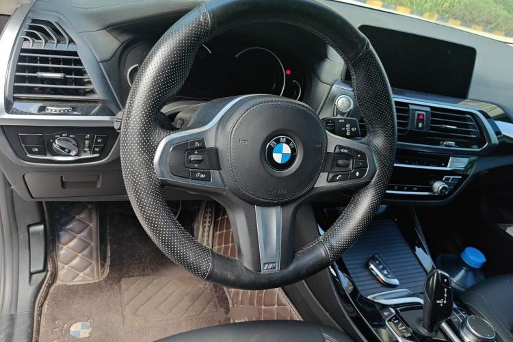 Used BMW X3 2018 xDrive25i M Sport Package China V Steering Wheel