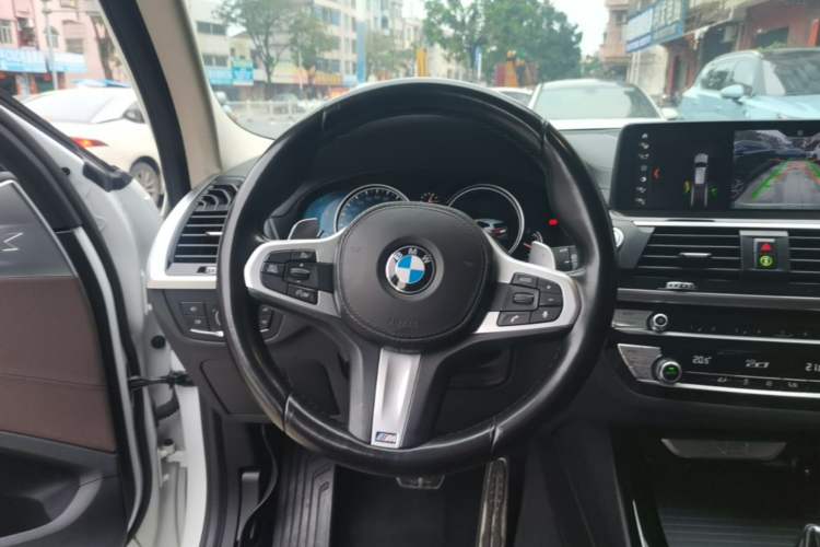 Used BMW X3 2018 xDrive28i M Sport Package China VI Steering Wheel