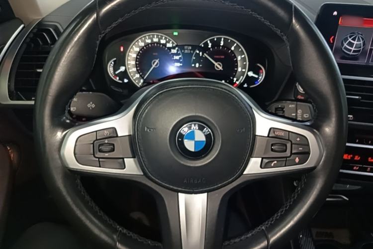 Used BMW X3 2018 xDrive25i M Sport Package China VI Steering Wheel