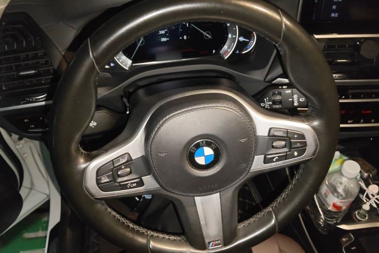 Used BMW X3 2018 xDrive25i M Sport Package China VI Steering Wheel