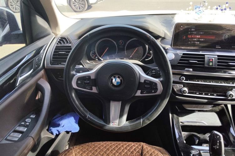 Used BMW X3 2018 xDrive25i M Sport Package China VI Steering Wheel