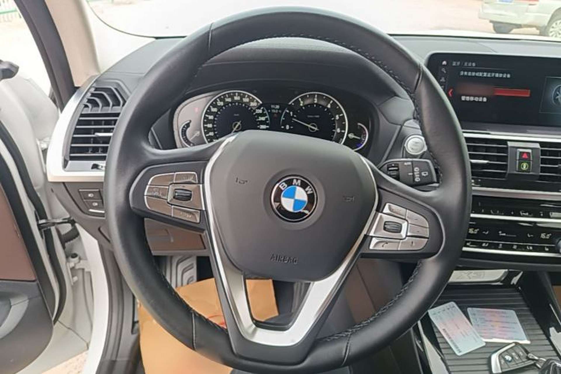 Used BMW X3 2018 xDrive25i Luxury Package China VI Emission Standard Steering Wheel