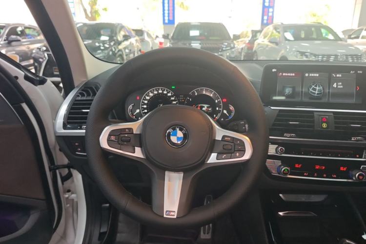 Used BMW X3 2018 xDrive25i M Sport Package China V Steering Wheel