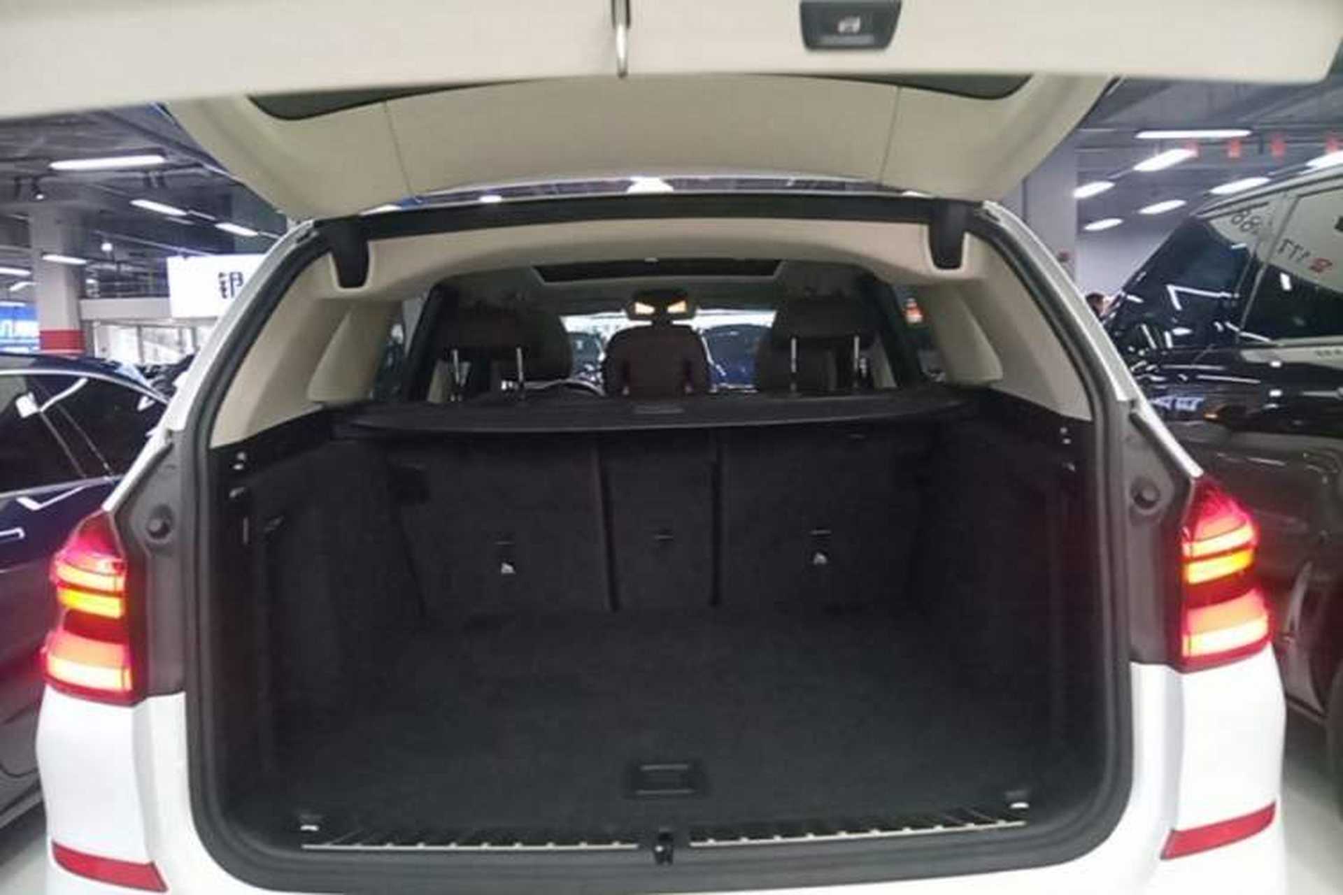 Used BMW X3 2018 xDrive25i M Sport Package China VI Trunk