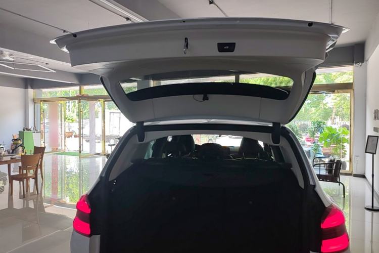 Used BMW X3 2018 xDrive25i M Sport Package China V Trunk