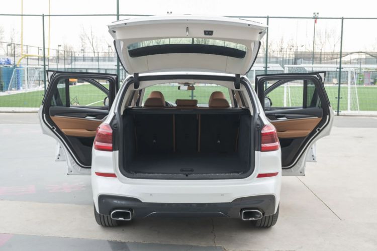Used BMW X3 2018 xDrive30i Luxury Edition M Sport Package China VI Trunk