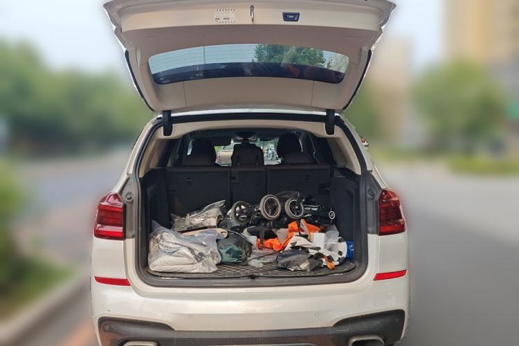 Used BMW X3 2018 xDrive25i M Sport Package China VI Trunk