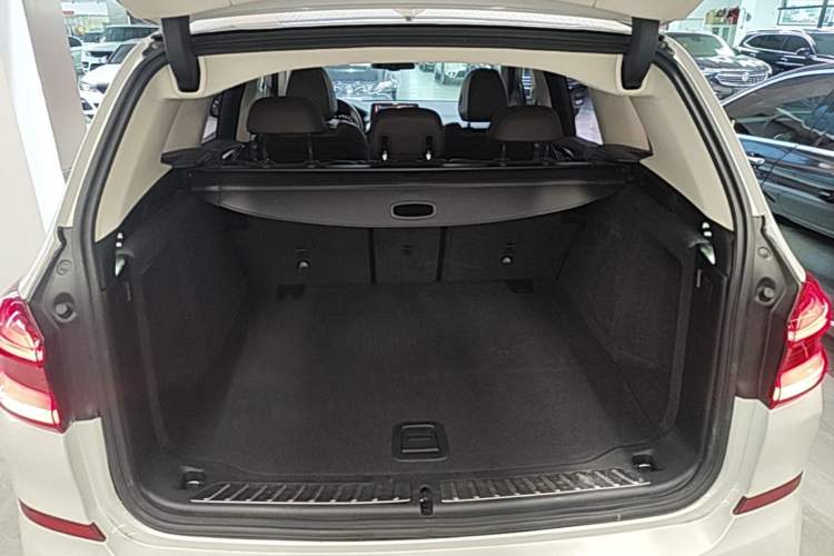 Used BMW X3 2018 xDrive28i M Sport Package China VI Trunk