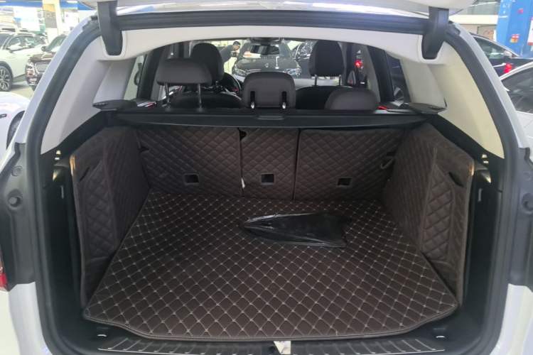 Used BMW X3 2018 xDrive25i M Sport Package China VI Trunk