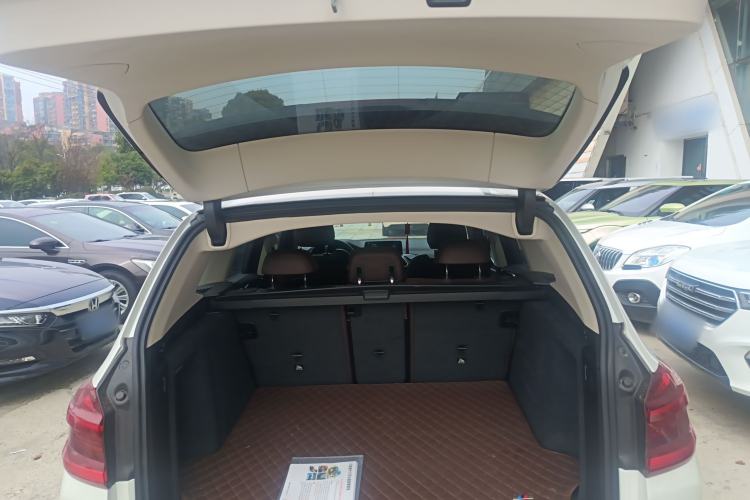 Used BMW X3 2018 xDrive28i M Sport Package China VI Trunk