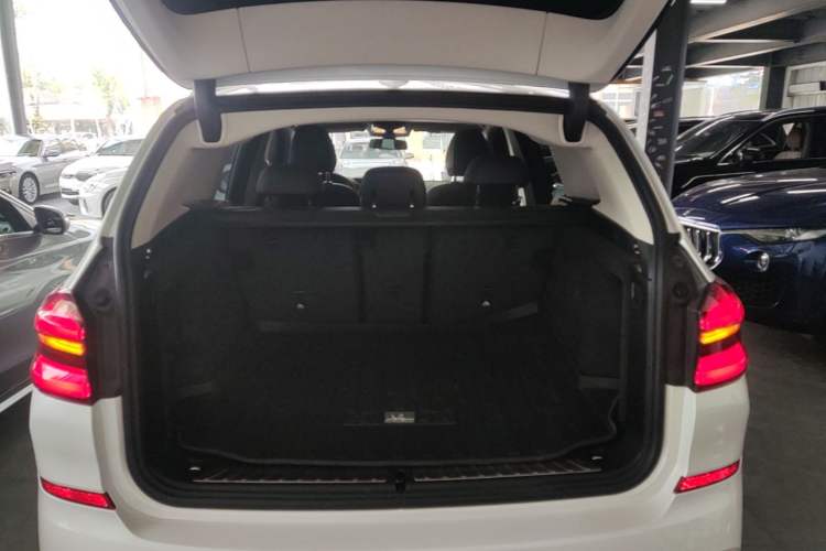 Used BMW X3 2018 xDrive25i M Sport Package China V Trunk