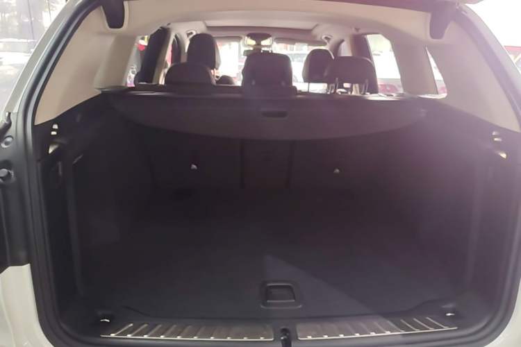 Used BMW X3 2018 xDrive28i M Sport Package China VI Trunk