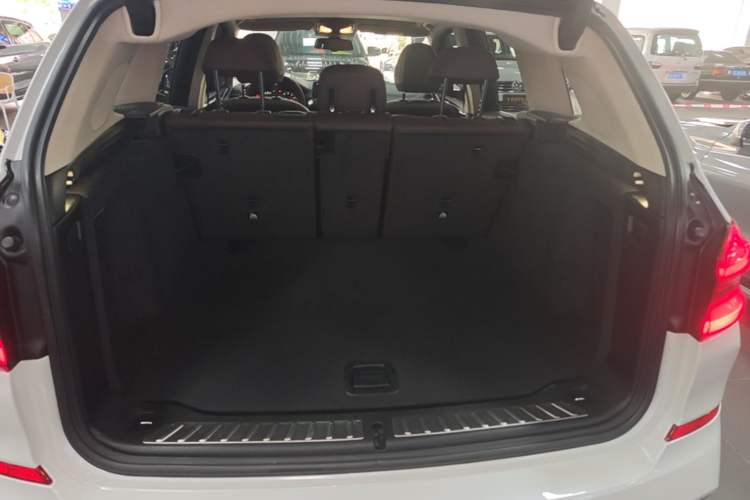 Used BMW X3 2018 xDrive25i M Sport Package China V Trunk