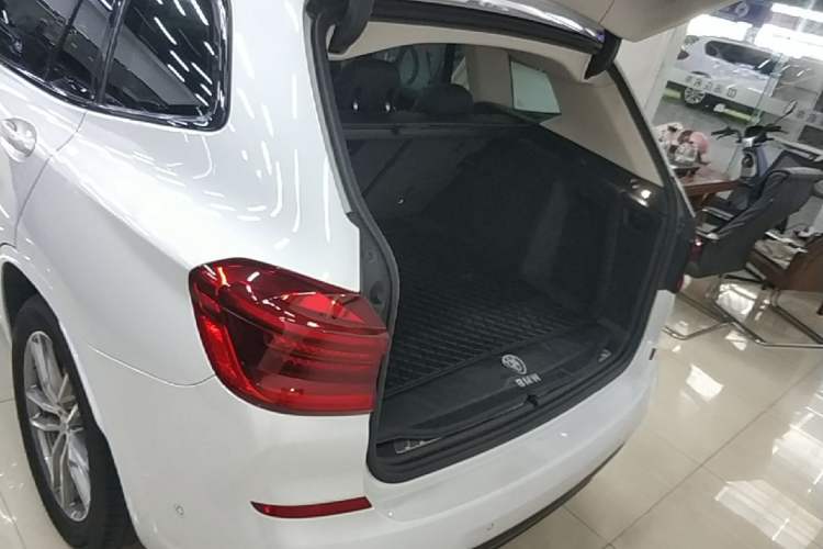 Used BMW X3 2018 xDrive25i M Sport Package China V Trunk