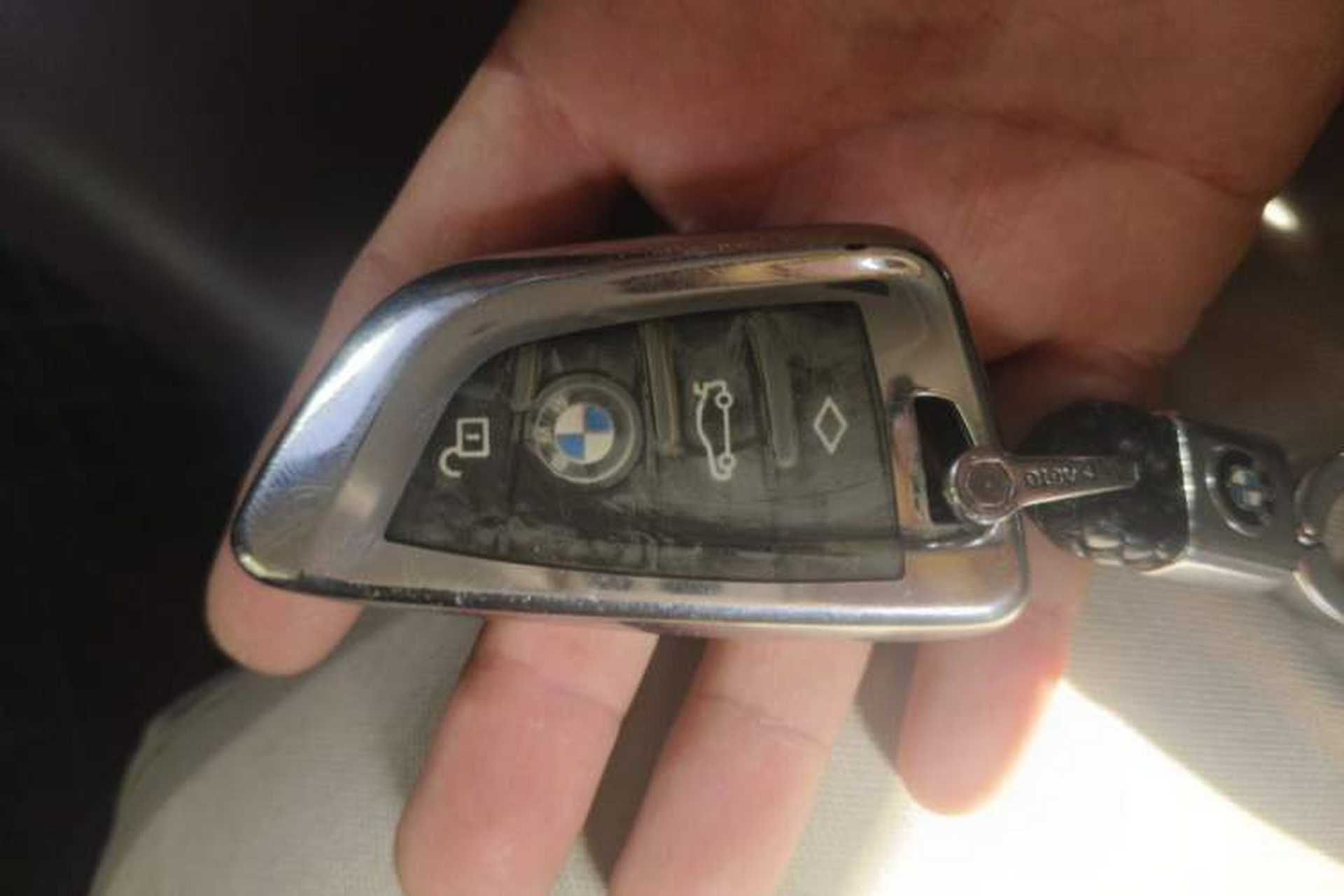 Used BMW X3 2018 xDrive28i Luxury Package China VI Emission Standard Vehicle Key