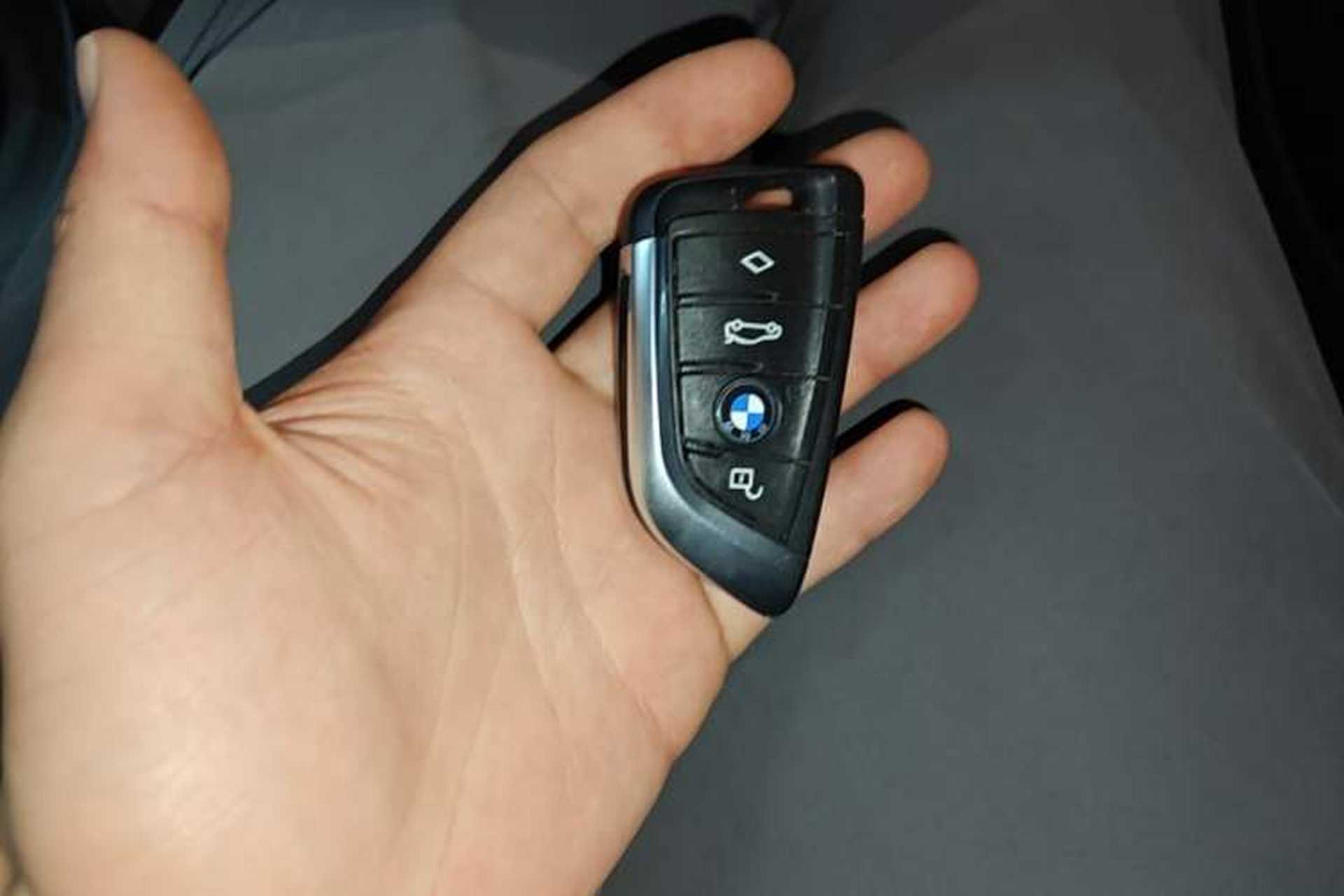 Used BMW X3 2018 xDrive28i Luxury Package China VI Emission Standard Vehicle Key