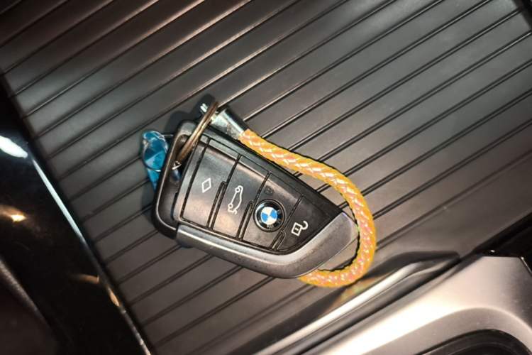 Used BMW X3 2018 xDrive28i M Sport Package China V Emission Standard Vehicle Key