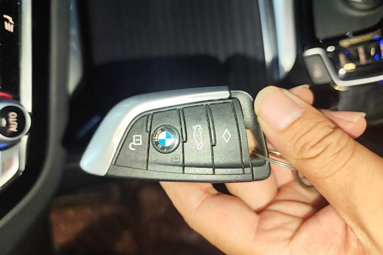 Used BMW X3 2018 xDrive30i Luxury Edition M Sport Package China VI Vehicle Key