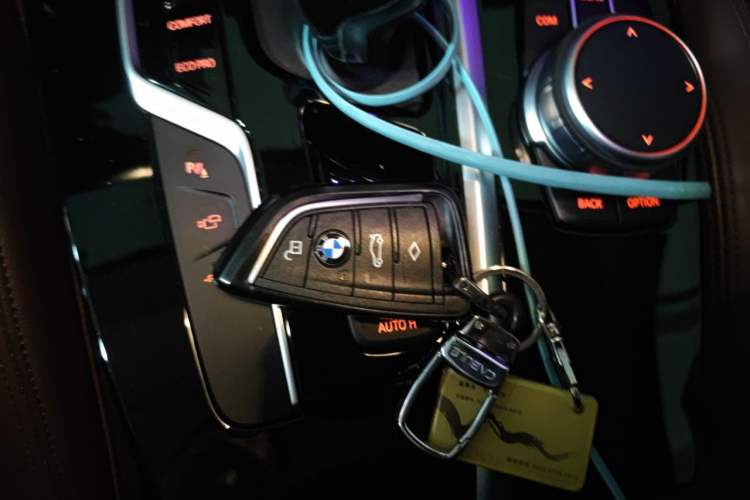 Used BMW X3 2018 xDrive28i Luxury Package China VI Emission Standard Vehicle Key