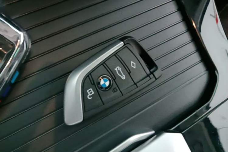 Used BMW X3 2018 xDrive25i M Sport Package China VI Vehicle Key