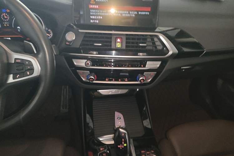 Used BMW X3 2019 xDrive28i M Sport Package Audio And AC Panel