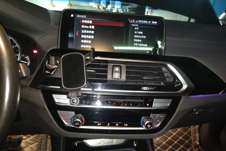 Used BMW X3 2019 xDrive28i M Sport Package Audio And AC Panel