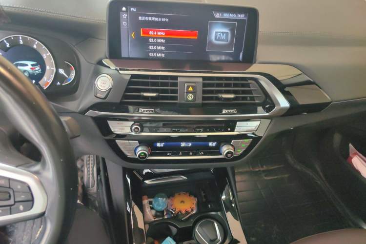 Used BMW X3 2019 xDrive25i M Sport Package Audio And AC Panel