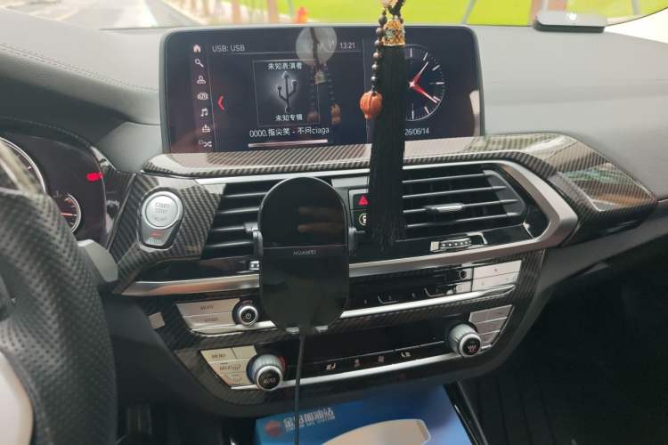 Used BMW X3 2019 xDrive28i M Sport Package Audio And AC Panel