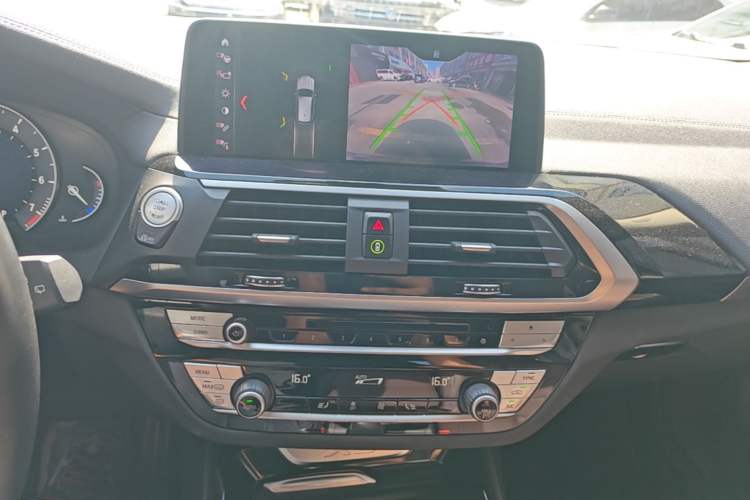 Used BMW X3 2019 xDrive25i M Sport Package Audio And AC Panel