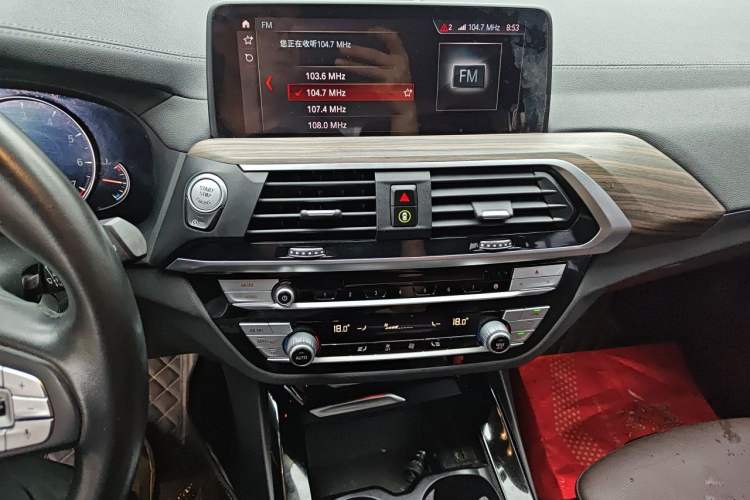 Used BMW X3 2019 xDrive28i Luxury Package Audio And AC Panel