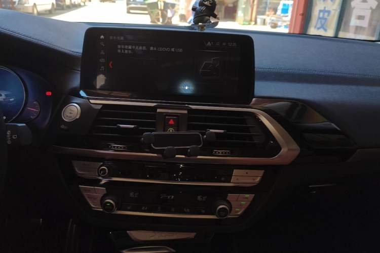 Used BMW X3 2019 xDrive28i M Sport Package Audio And AC Panel