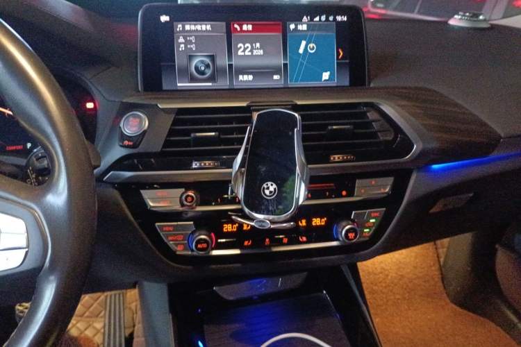 Used BMW X3 2019 xDrive28i Luxury Package Audio And AC Panel