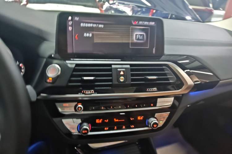 Used BMW X3 2019 xDrive28i M Sport Package Audio And AC Panel