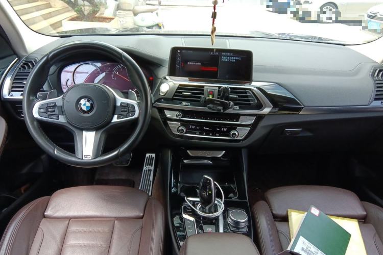 Used BMW X3 2019 xDrive28i M Sport Package Center Console